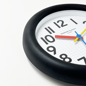 <span class=keywords><strong>2025</strong></span> Thiết Kế Ban Đầu Hiện Đại Đơn Giản 12 Inch Nhựa Đồng Hồ Treo Tường Cho Phòng Khách Im Lặng Tùy Chỉnh Đồng Hồ Thời Trang Phong Cách Bắc Âu - Product Image 3