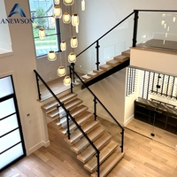 Escalier en tube carré métallique sur mesure, escalier moderne en poutre métallique pour maison résidentielle