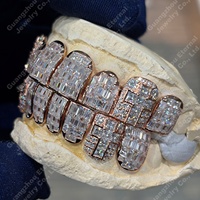 Grillz pour dents en argent S925 et or rose massif 10K 14K, avec moissanite et diamant de laboratoire, sertissage invisible taille émeraude impeccable, personnalisé en forme de croix