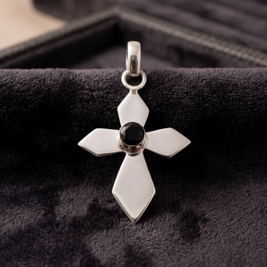 Natural Garnet Quartz 925 Sterling Silver Jewelry Religious Christian Cross <b>Pendant</b> Necklace for Womens - Product Image 1