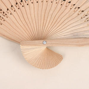 Миниатюрный складной веер ручной работы из шимы суперба для сценических выступлений и деловых подарков - Product Image 4