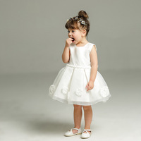 Robe blanche sans manches en tulle bouffant pour bébé fille nouveau-née, avec nœud au dos, idéale pour mariage et anniversaire