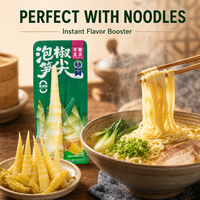 Légumes en conserve de bambou mariné pour fondue chinoise, garniture de nouilles et bol de riz – Snack aigre, épicé et croustillant, prêt à consommer – Cuisine asiatique