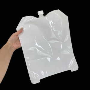 En stock: Bolsa de alimentación de colostro para terneros de 4L, desechable, de grado alimenticio, con boquilla, material PE, impresión por huecograbado, para uso en granjas lecheras. - Product Image 1