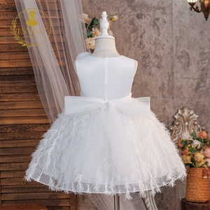 Vestido <span class=keywords><strong>de</strong></span> niña <span class=keywords><strong>de</strong></span> las flores, estilo princesa, blanco, <span class=keywords><strong>de</strong></span> satén, hasta la rodilla, <span class=keywords><strong>para</strong></span> fiesta <span class=keywords><strong>de</strong></span> boda <span class=keywords><strong>de</strong></span> verano - Product Image 5