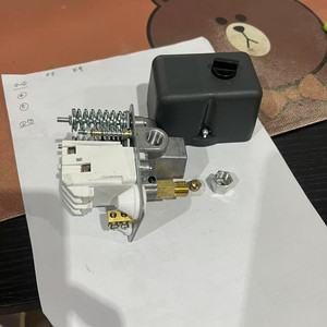 <span class=keywords><strong>Pressostat</strong></span> <span class=keywords><strong>Condor</strong></span> MDR 2-EA / 11 11 bars IP 44/41 pour compresseurs d'air - Product Image 2