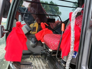 Máy xúc đào bánh xích nhỏ Hitachi ZX70-5A 7 tấn, đã qua sử dụng, dùng trong nông nghiệp, đào mương - Product Image 3