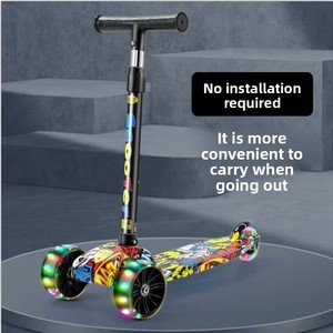 Trottinette pliable à 3 roues pour enfants avec design graffiti, roues PU lumineuses extra larges et hauteur réglable - Product Image 1