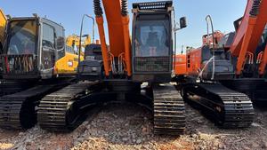 Excavatrice Hitachi ZX210LC d'occasion d'origine japonaise, excellent état, fonctionnement fluide ! - Product Image 2