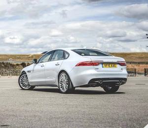 Kits de carrocería para <span class=keywords><strong>Jaguar</strong></span> <span class=keywords><strong>XF</strong></span> X250 estilo 2016-2019 <span class=keywords><strong>Kit</strong></span> de carrocería para RS Sport style parachoques delantero de alta calidad con difusor trasero de rejilla - Product Image 5