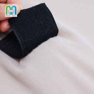 Tissu en velours bouclé en polyester pour ameublement, base auto-agrippante, 100 GSM, tissu d'ameublement floral <span class=keywords><strong>au</strong></span> mètre pour canapés modernes - Product Image 2