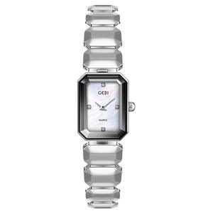 Reloj de cuarzo para mujer a la moda Diseño resistente al agua Estilo versátil - Product Image 1