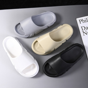 Pantoufles blanches en EVA pour hommes, chaussures de plage d'été à semelle épaisse, sandales d'intérieur et d'extérieur à une sangle, taille 40 41 42 43 44 45 - Product Image 4