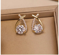 Boucles d'oreilles clous géométriques Bohan S925 en argent pur Yunhua pour femme, nouvelle collection, tendance, en moissanite, plaqué or 18 carats, micro-incrustation