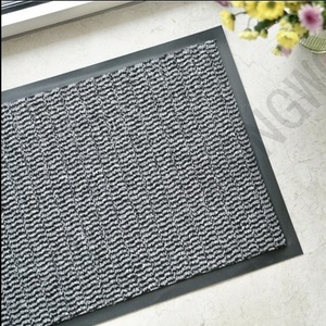 Paillasson rectangulaire rayé en polypropylène à poils coupés, avec support TPR antidérapant, pour usage domestique, épaisseur 5 mm - Product Image 4