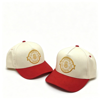 Casquette de baseball structurée à 5 panneaux bicolore personnalisée avec broderie de badge 3D doré et patch logo rond – Vente en gros de casquettes personnalisées de marque