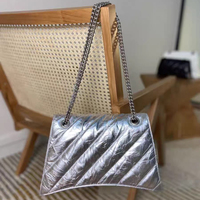 Sac de luxe pour femme en cuir véritable de créateur ; Sac à bandoulière plissé avec chaîne diamantée pour femme, sac bandoulière, vente en gros