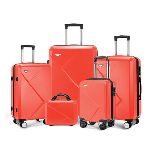 Vente en Gros Ensemble Familial Tendance 5 Pièces – Valise Cabine 14 Pouces et Ensemble <span class=keywords><strong>de</strong></span> <span class=keywords><strong>3</strong></span> <span class=keywords><strong>Valises</strong></span> 20, 24, 28 Pouces Style Classique - Product Image 2