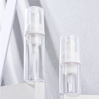 Emballage cosmétique en gros personnalisable, flacon vide transparent en PET de 30 ml, 50 ml, 100 ml, avec couvercle blanc en PP et pompe à mousse pour savon pour les mains