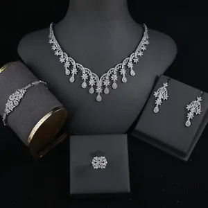 Set di gioielli in zircone 4 di alta qualità da donna di lusso per festa di nozze gioielli Dubai Set di gioielli da sposa