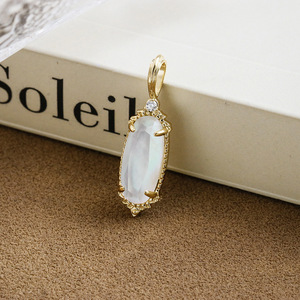 Collier élégant en or massif 14 carats avec zircon et quartz, orné de coquillages, pour le luxe quotidien des femmes - Product Image 6