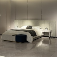 Lit double de luxe italien BEAUSIMPE, extensible, avec revêtement en tissu, cadre en bois massif, design moderne et grand écran