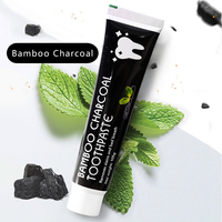 Élimine les taches de mauvaise haleine dentifrice au charbon de coco actif biologique pour le blanchiment des dents