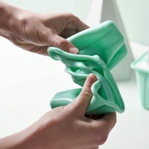 Moule à glace en silicone en gros LA, machine à glace, moule à bâtonnets de glace réutilisable à démoulage facile - Product Image 2