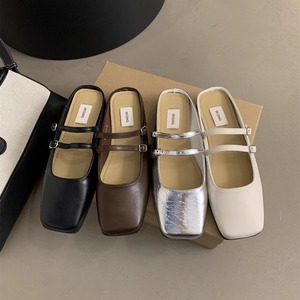 เทรนด์แฟชั่นฤดูร้อน รองเท้าแตะแบบสวมสไตล์เกาหลี ระบายอากาศได้ดี เหมาะสำหรับกิจกรรมกลางแจ้ง  แบบหุ้มข้อสูงสำหรับผู้หญิง กันลื่น ทนทานต่อการสึกหรอ พร้อมพื้นรองรับแรงกระแทกด้านหน้า - Product Image 1