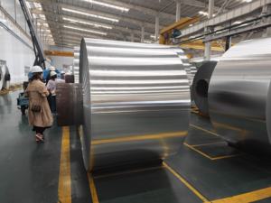 Embalagem de alumínio impresso 1235 8111 8011 11 12 13 14 15 18 Micron novos materiais bom preço à prova de fogo - Product Image 3