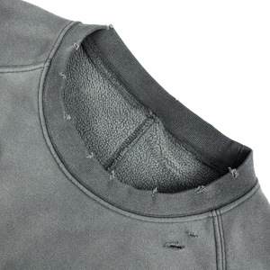 Moda Maschile Penpace Garment |   Nuova Collezione Autunno/Inverno 2026: Felpa Oversize con Sfumature di Colore, Effetto Vissuto e Patchwork, Foderata in Pile - Product Image 2