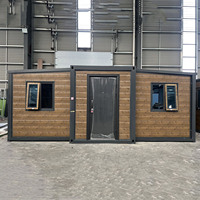 Maison conteneur préfabriquée extensible de 40 pieds, 3 chambres, panneaux sandwich, plans de maison pliables, salon moderne, hôtel extérieur, emballage plat