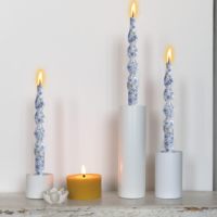 Handgefertigte 10-Zoll-Stabkerzen mit Flammenmuster, farbiges Wachs, gedrehte Kerzenständer für Hochzeits-, Dinner- und Partydekoration, Geschenkset