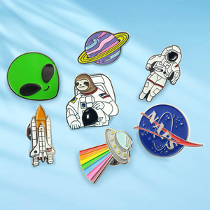 Großhandel Individuelle Lustige Anstecknadeln für Geschenke & Events Humorvolle Film- und Wissenschaftsthemen Metall-Emaille-Abzeichen, Geringe Mindestbestellmenge - Product Image 5