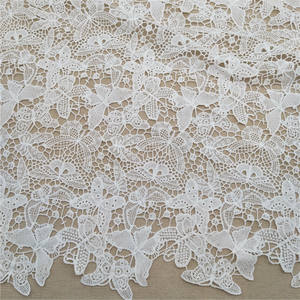 Garniture en tissu de dentelle brodée soluble dans l'eau en soie de lait de style durable pour vêtements et robes sacs décorés de broderie bricolage - Product Image 1