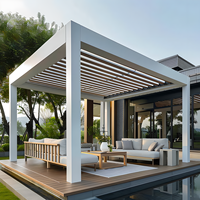 Pergola motorisée rétractable en aluminium avec toit à lames orientables imperméables et finition imitation bois pour jardin, pavillon, terrasse