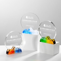 Nouvelle plaque en verre de base en forme de montagne créative ronde avec plaque de trophée en cristal de base de couleurs pour le trophée de banquet et d'activités