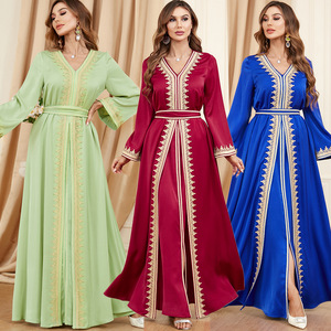 2023 stile modesto 3347 abito da sera in due pezzi da donna Muslim Abaya in poliestere per l'estate nella regione del Medio Oriente arabo - Product Image 1