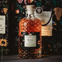 Bouteilles en verre cristallin transparentes personnalisées, forme plate, avec bouchon en liège, 750ml/700ml/500ml, pour whisky, spiritueux, liqueur, avec logo personnalisé