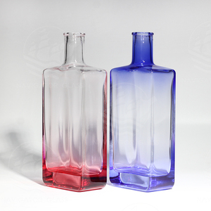 Les bouteilles en verre rectangulaires carrées populaires peuvent être fabriquées avec de la peinture en aérosol pour le <span class=keywords><strong>GIN</strong></span> et le whisky. - Product Image 2