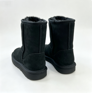 Black <b>Sheepskin</b> Winter <b>Boots</b> Slip-On Closed Toe Plush Lining Rubber Outsole Anti-Slippery EVA Midsole Solid Color - Product Image 1
