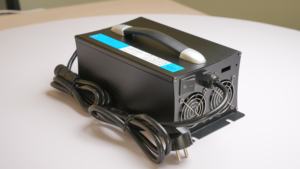 <span class=keywords><strong>Chargeur</strong></span> de <span class=keywords><strong>batterie</strong></span> de <span class=keywords><strong>camping</strong></span>-<span class=keywords><strong>car</strong></span> électrique <span class=keywords><strong>automatique</strong></span> 3 étapes 12V/14.6V/14.7V/16.8V/50A, certifié CB KC, OTP/OCP AC/DC, vente chaude - Product Image 5