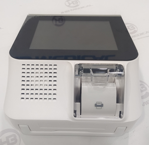 Test rapide automatique réutilisable de la progestérone Wondfo YG-102 pour cliniques vétérinaires, certifié CE Classe II, avec prise secteur, garantie 1 an - Product Image 3