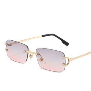 Gafas de sol sin montura Ins para hombre, lentes de aleación cuadradas degradadas, diseño de letra C, piernas, tonos solares para mujer - Product Image 5