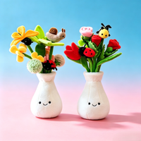 Jouet en peluche créatif personnalisé OEM ODM en forme de vase à fleurs et d'insectes, poupée pour arrangement floral, jolie décoration de table, célébrité d'Internet