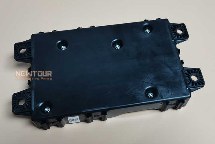 manufacturer auto spare parts 20L4E engine BCM body control module 