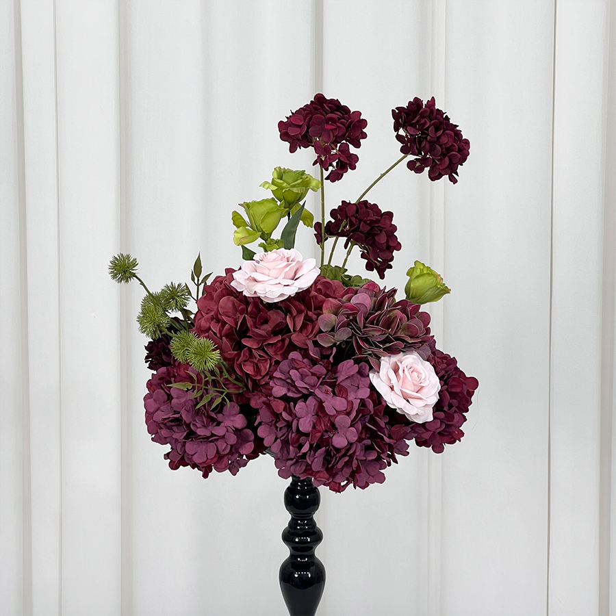 ลูกบอลดอกไม้ 3 ดอก