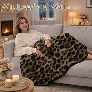 Manta Poncho de Forro Polar para Silla de Ruedas con Broches, Largo hasta la Rodilla, Lavable a Máquina - Product Image 2