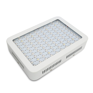 Panneau lumineux LED à spectre complet 300W-1000W, lampe de croissance carrée pour plantes, idéale pour les applications de culture intérieure en serre et la production de fruits - Product Image 3