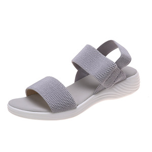 Nouvelle mode Chaussons de plage d'été Vente en gros de chaussures plates et sandales pour femmes et dames - Product Image 1